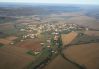 Vue aérienne du village de Larreule